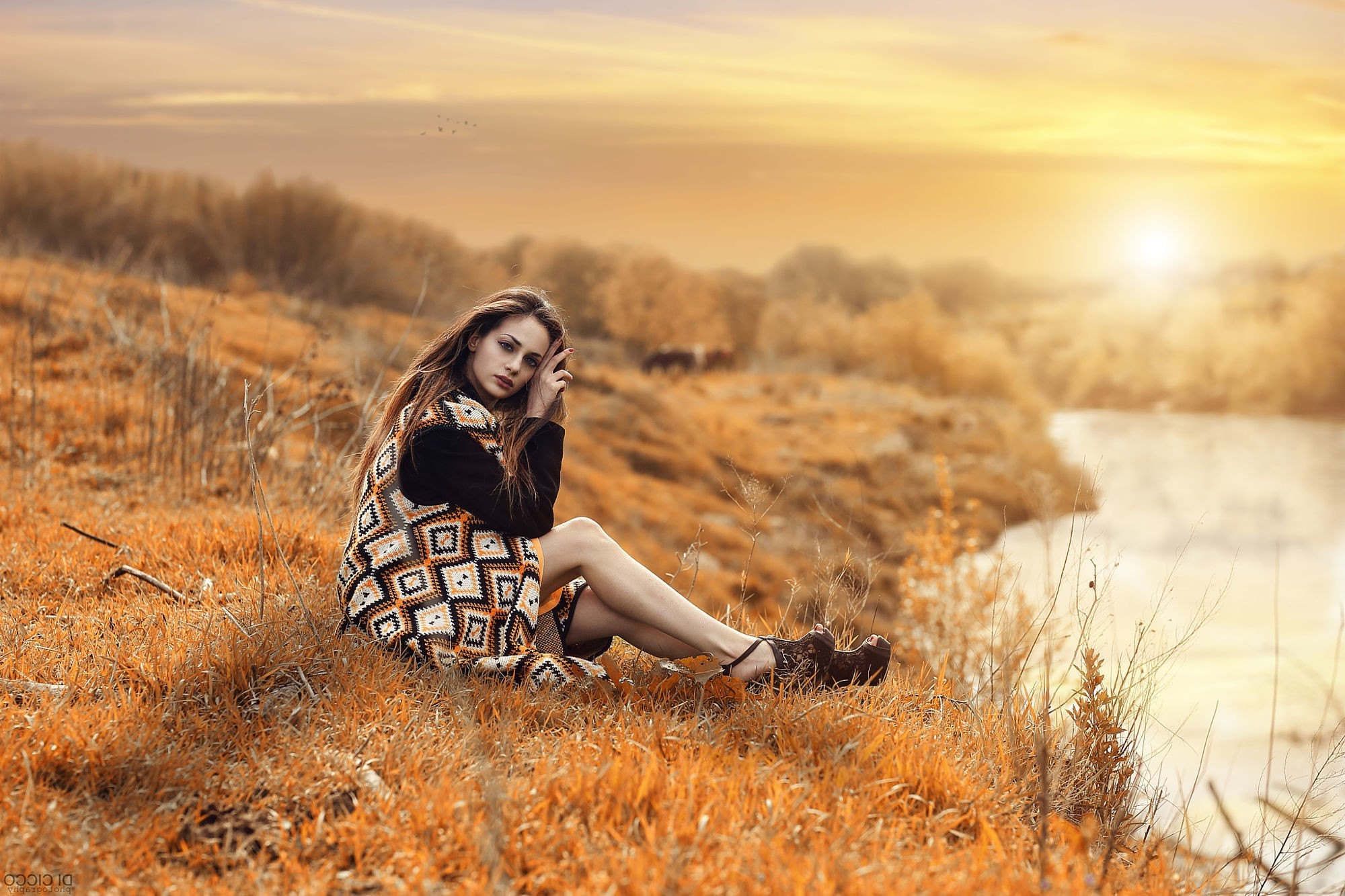 sitting, Women Outdoors, Women, Model, Sunlight Wallpaper