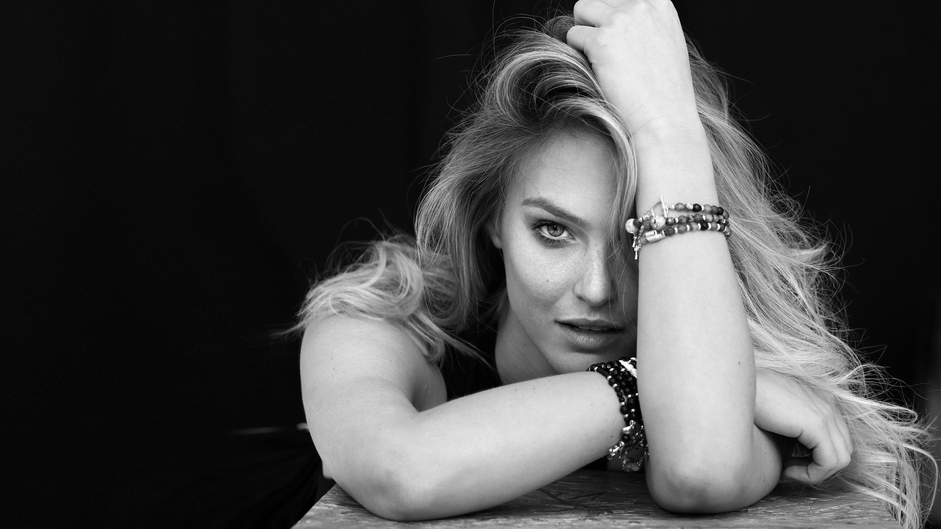model, Bar Refaeli, Women, Simple Background Wallpaper