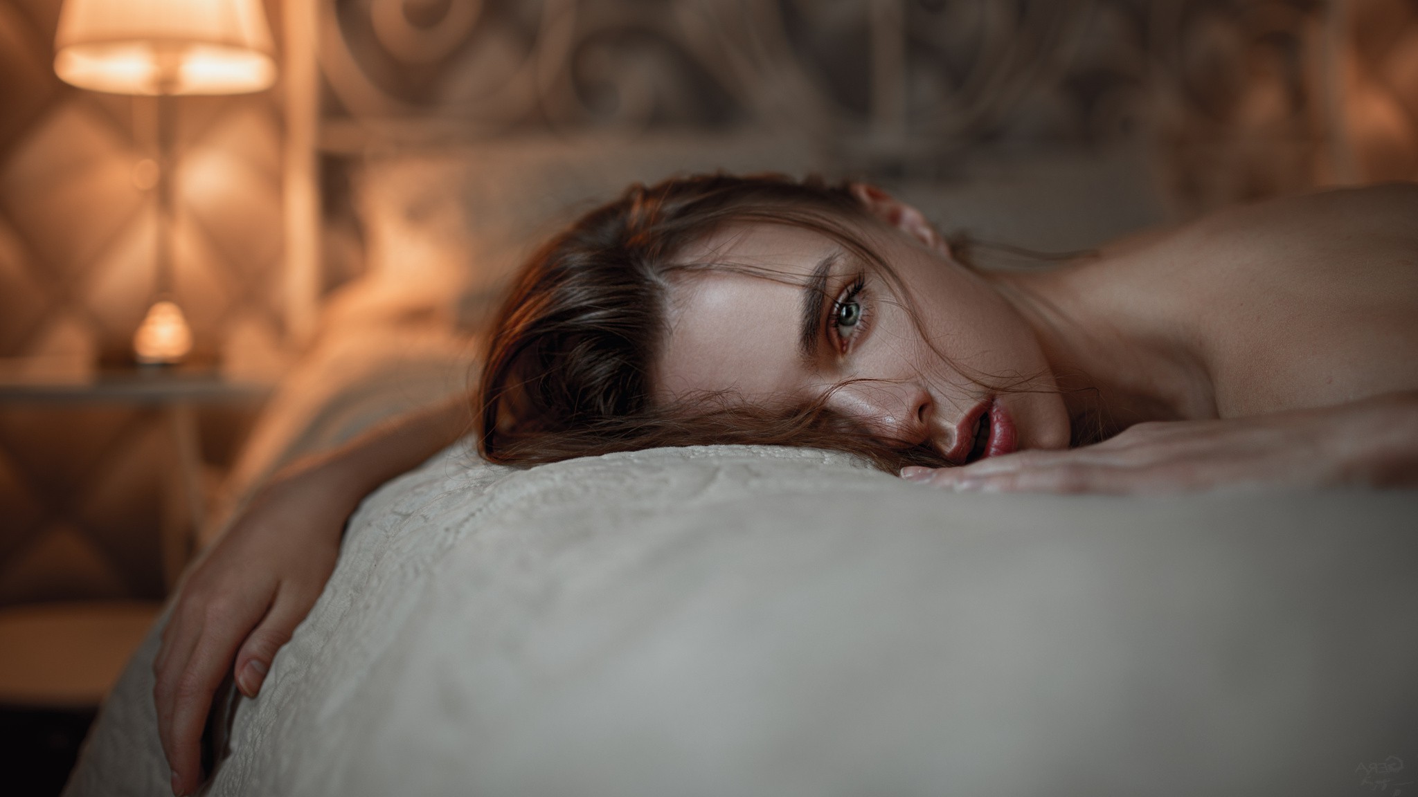 women, Brunette, Blue Eyes, In Bed, Lying On Front, Open Mouth, Bare Shoulders, Face, Georgy Chernyadyev, Portrait, Emotional Wallpaper