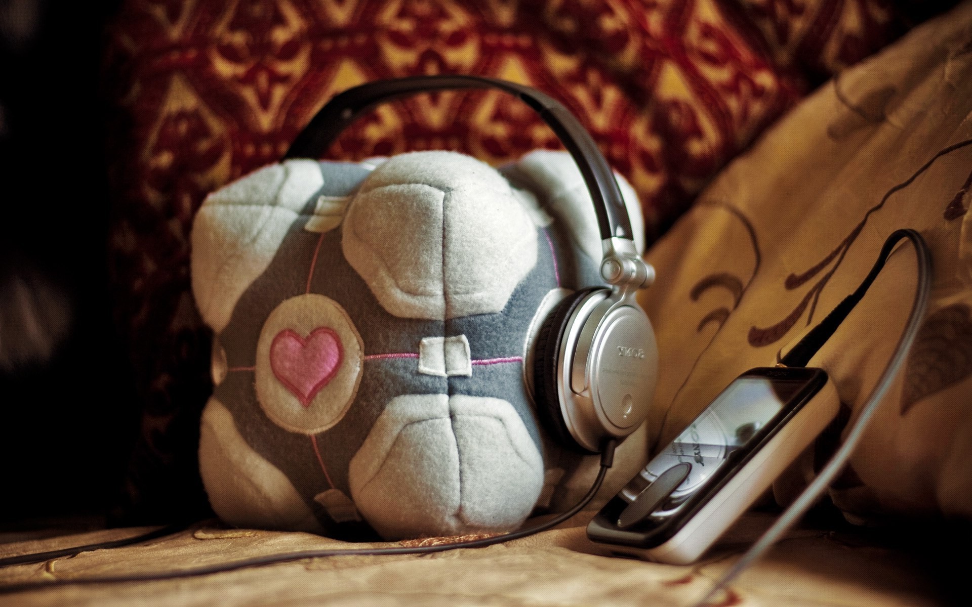 Portal, Companion Cube, Headphones, Music Wallpaper