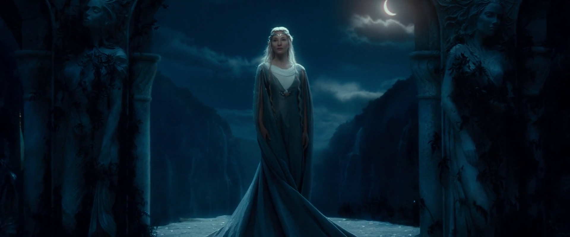 Galadriel, Cate Blanchett, The Hobbit: An Unexpected Journey, Elves, Blonde, Moonlight Wallpaper
