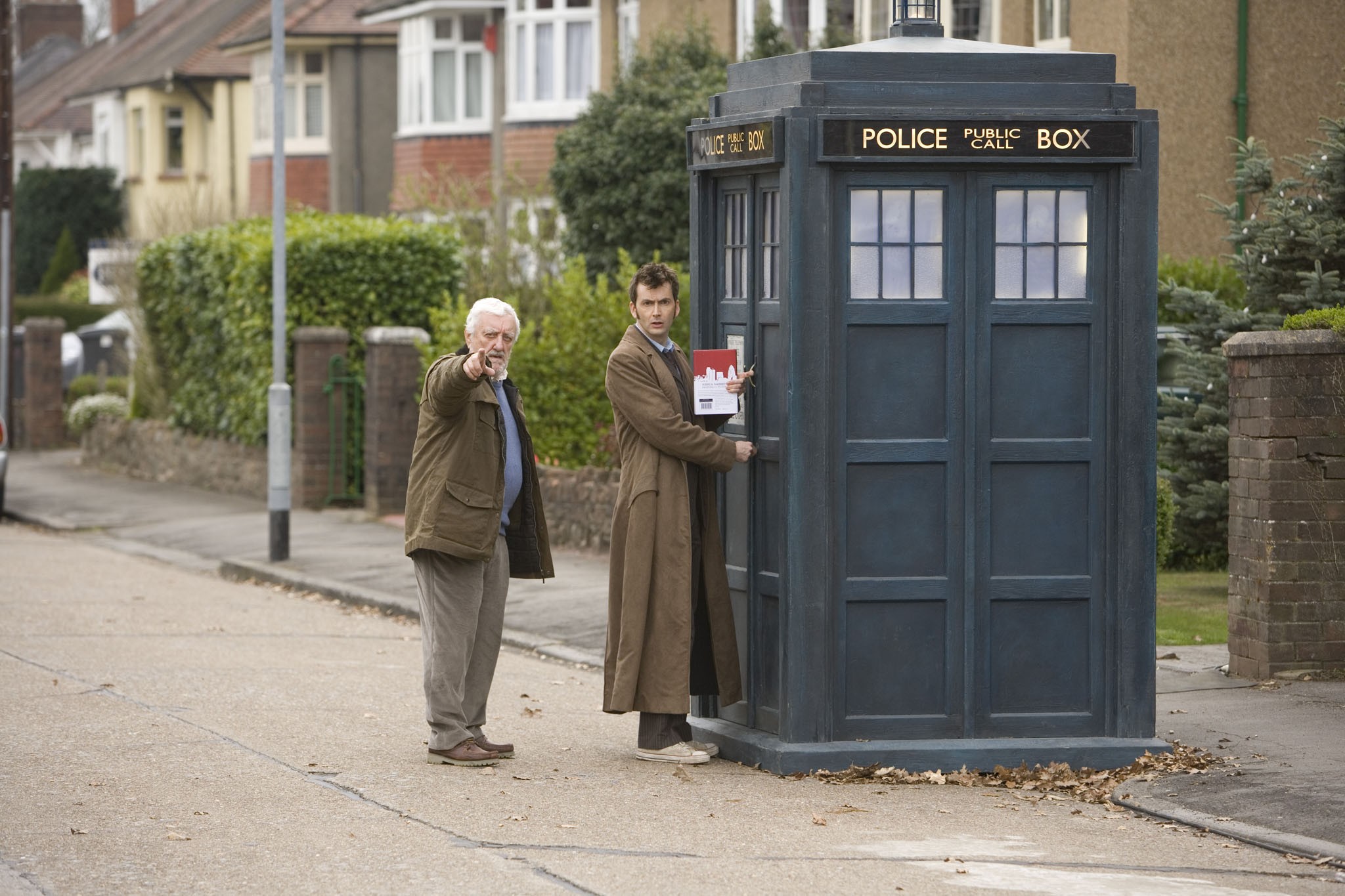 Doctor Who David Tennant And Tardis Wallpaper