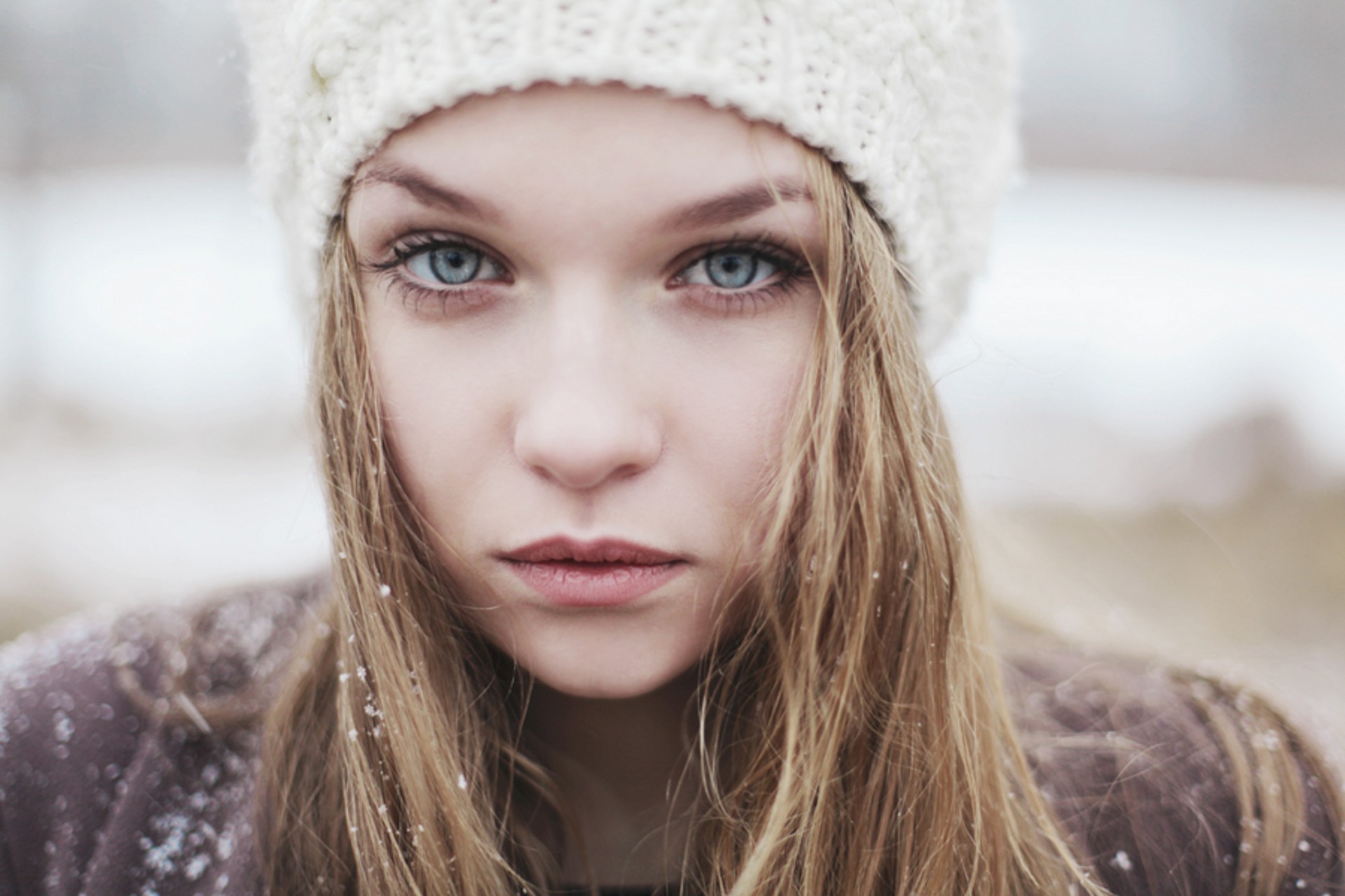women, Model, Blonde, Blue Eyes Wallpaper