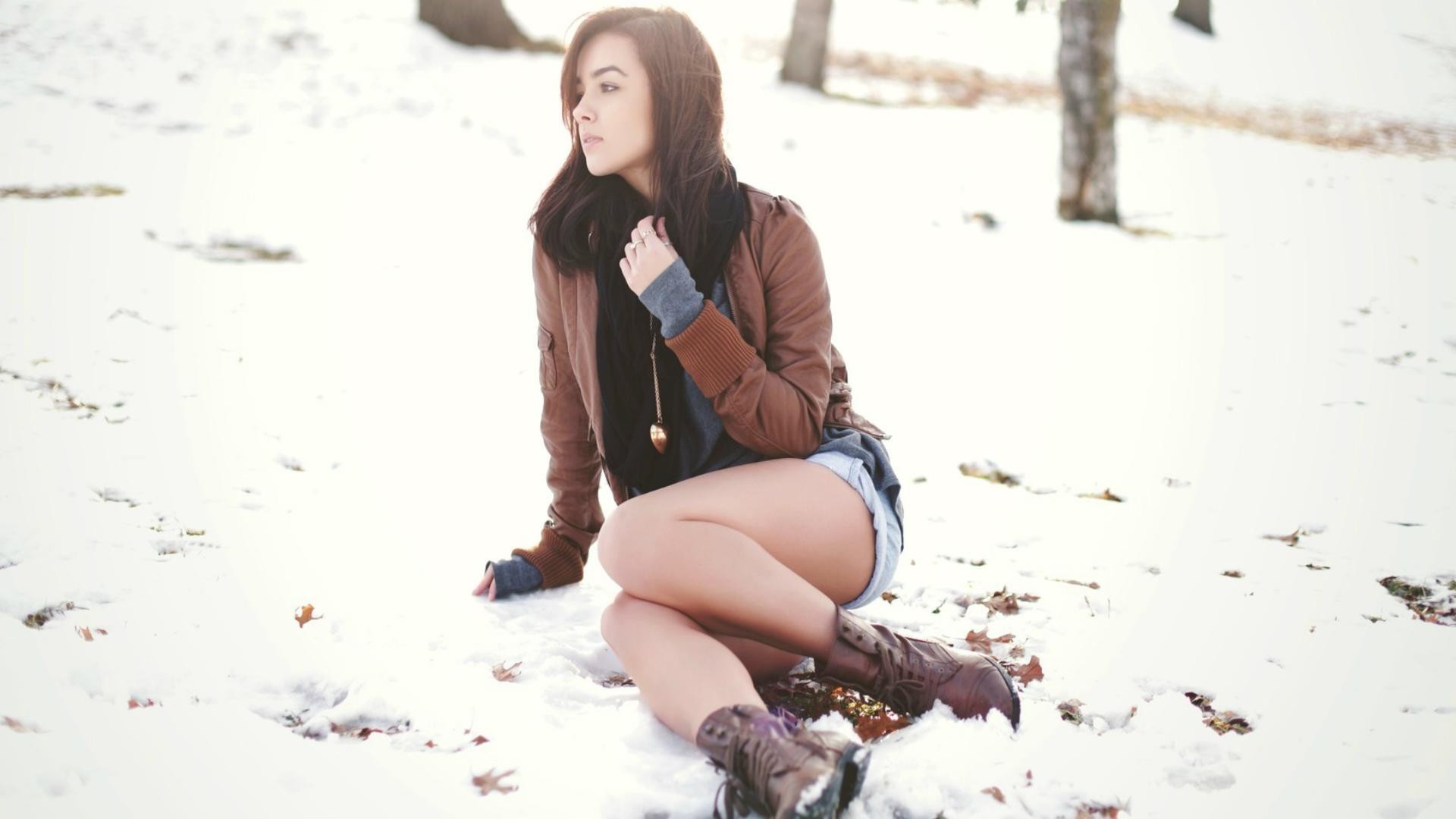 snow, Shorts, Legs, Women Wallpapers HD / Desktop and Mobile Backgrounds