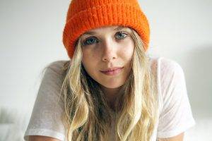 Elizabeth Olsen, Orange, Blonde