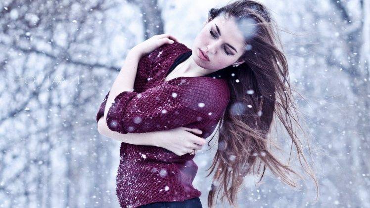 working Out, Lina, Sweater, Snow HD Wallpaper Desktop Background