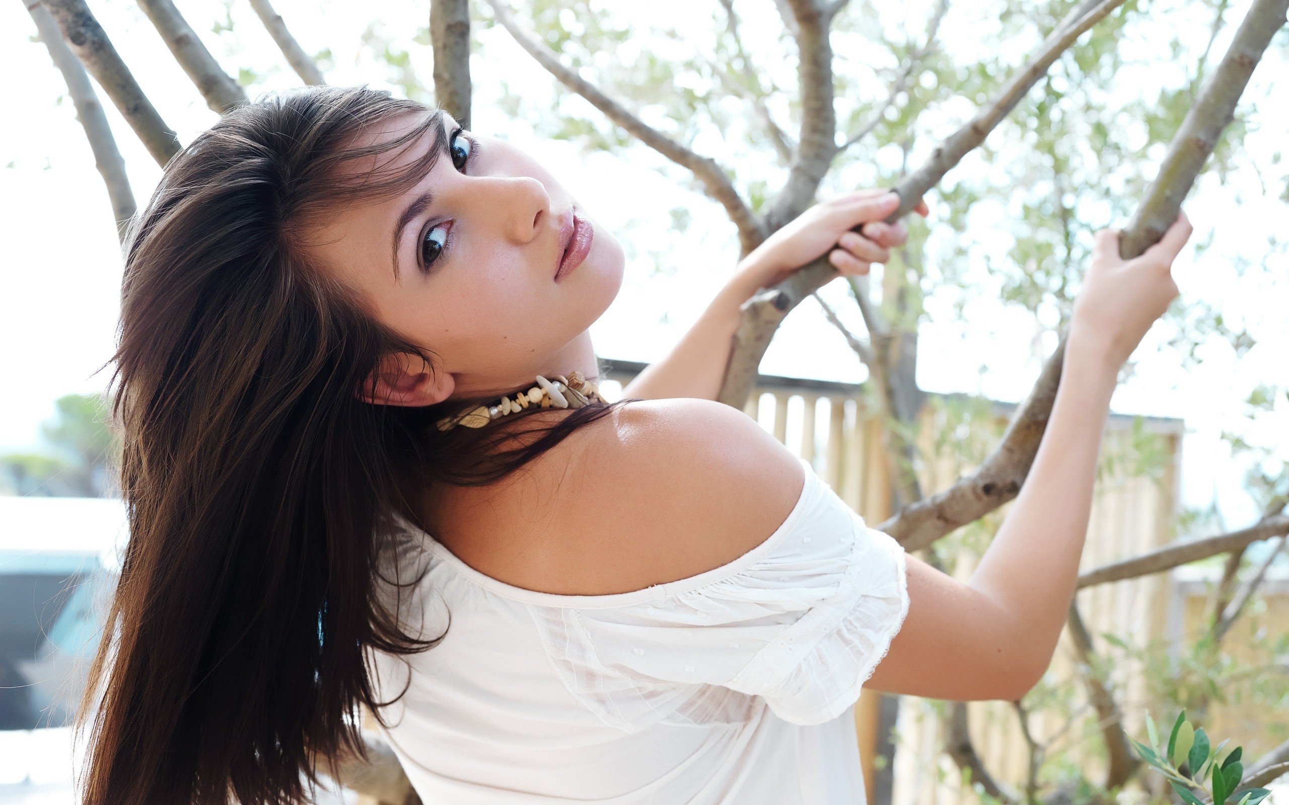 women Wallpaper