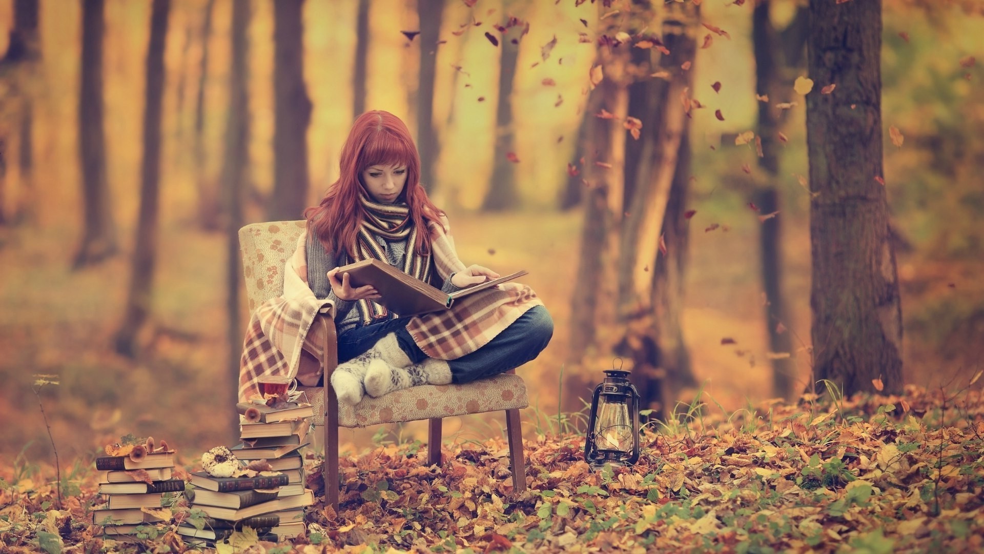 Redhead Reading Books Wallpapers Hd Desktop And Mobile