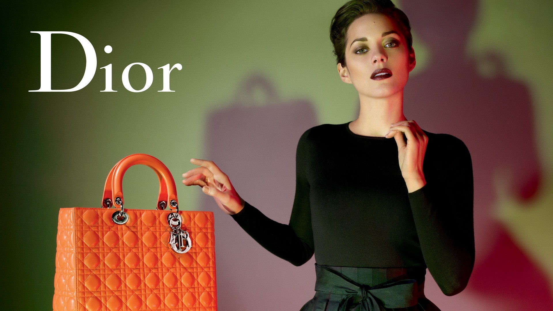 Marion Cotillard, Dior Wallpaper