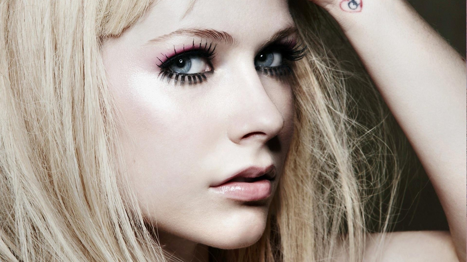 Avril Lavigne Wallpaper