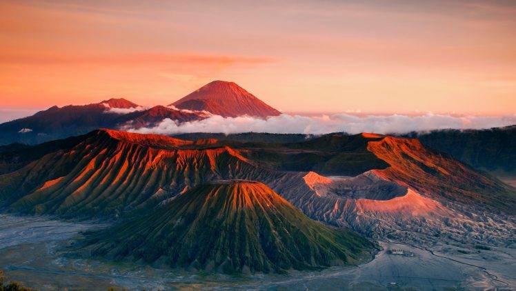 landscape, Volcano, Mountains, Mount Bromo, Dusk, Clouds, Crater, Indonesia HD Wallpaper Desktop Background
