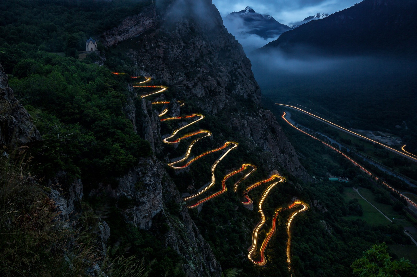 wallpaper vintage car 4k Long landscape, Mountains, Clouds Exposure, Car, Lights,