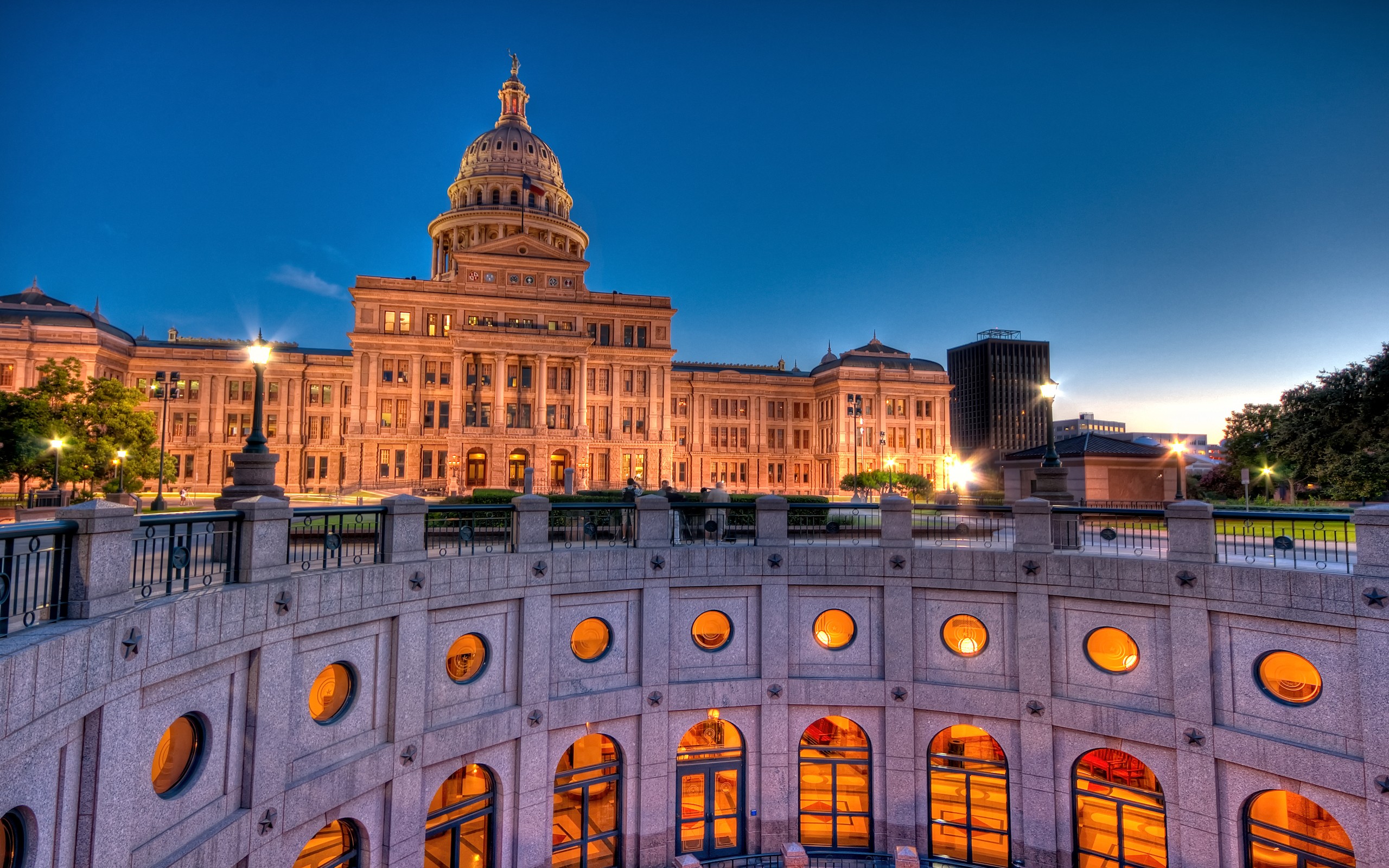 building, HDR Wallpaper