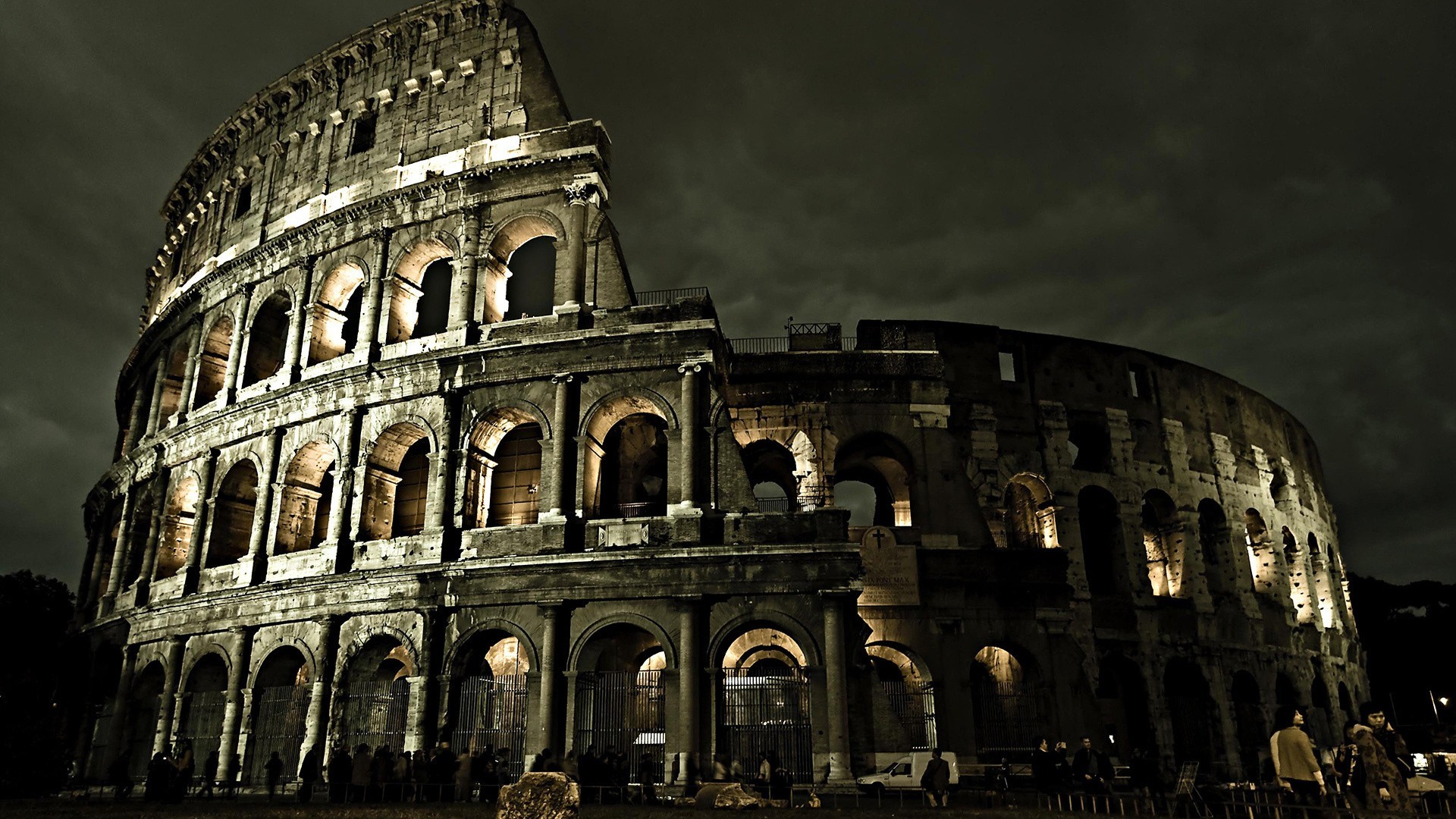Colosseum Wallpaper