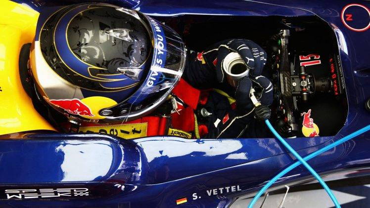 Sebastian Vettel, Red Bull, Formula 1 HD Wallpaper Desktop Background
