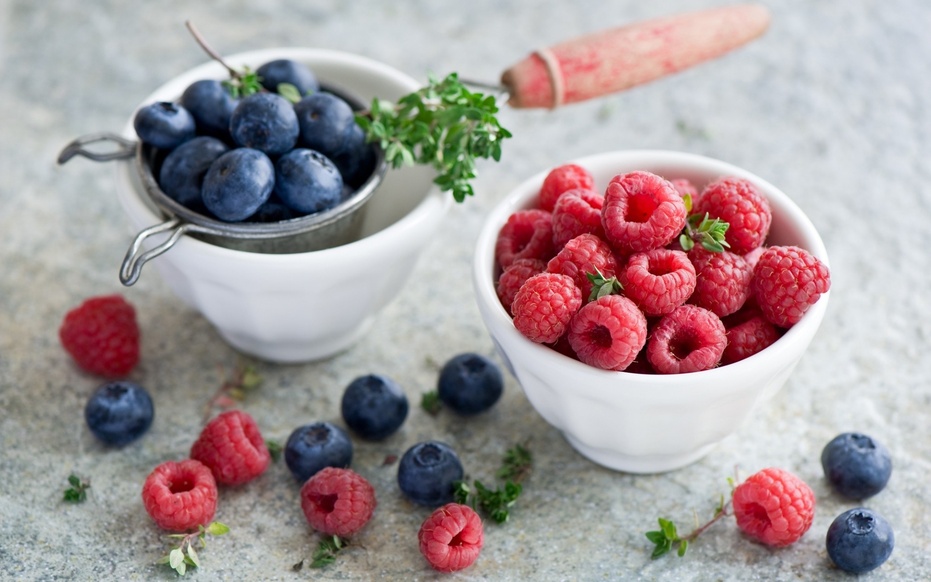 blueberries, Raspberries Wallpaper