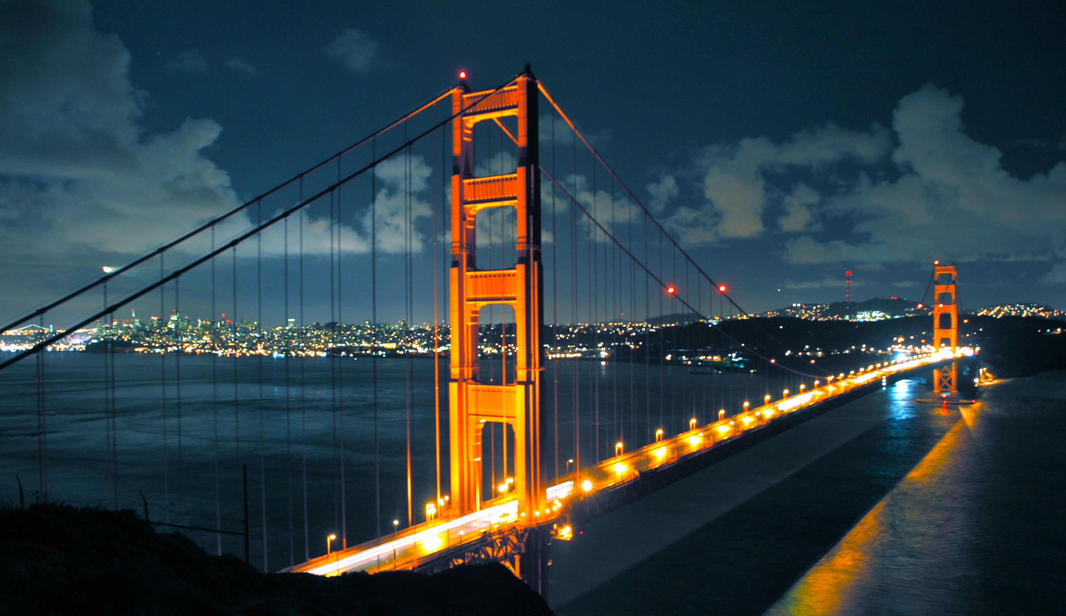 Golden Gate Bridge, Bridge, City, San Francisco, Clouds, Sea Wallpaper