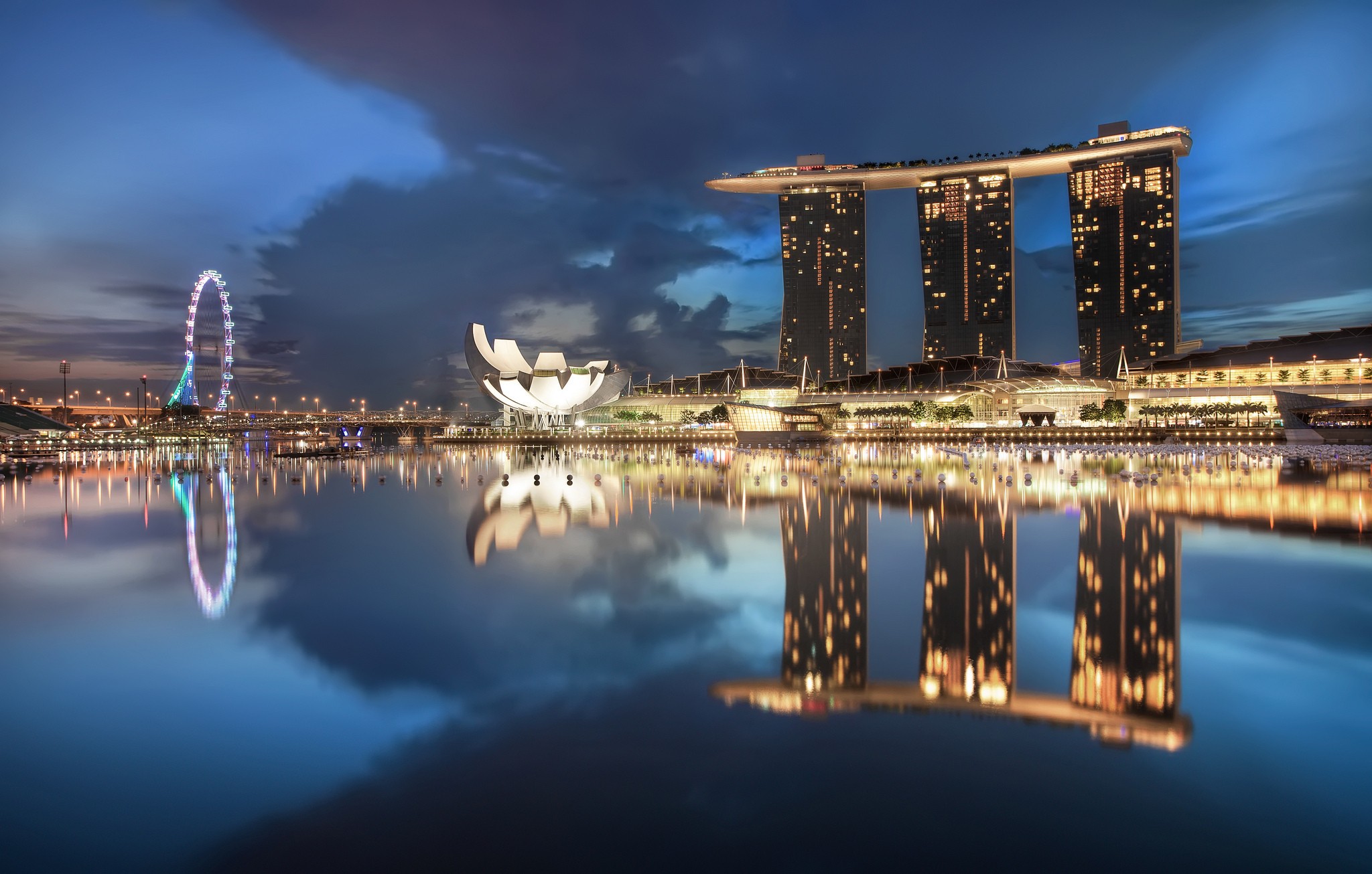 Marina Bay, Reflection, Ferris Wheel Wallpaper
