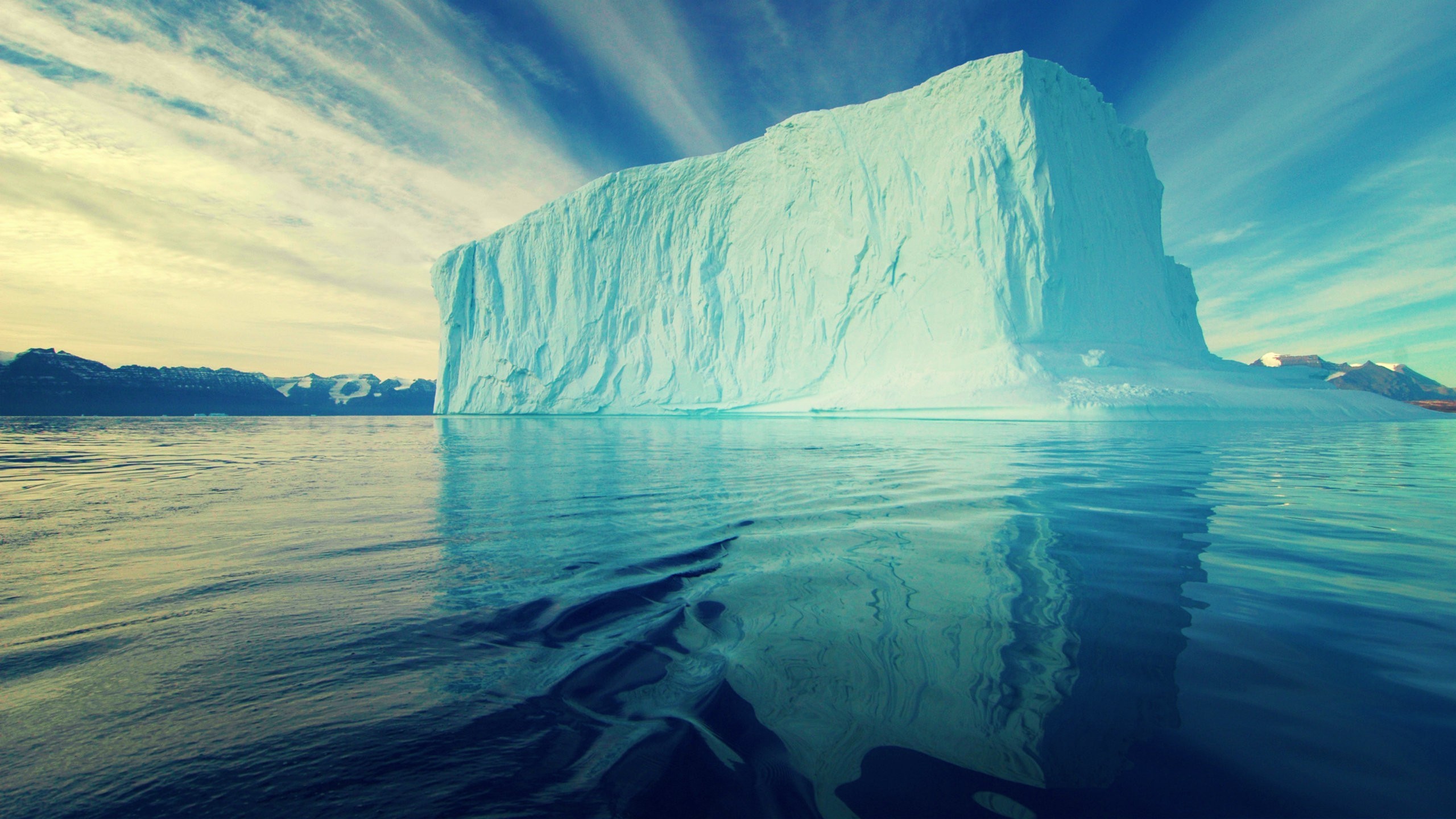 iceberg Wallpaper