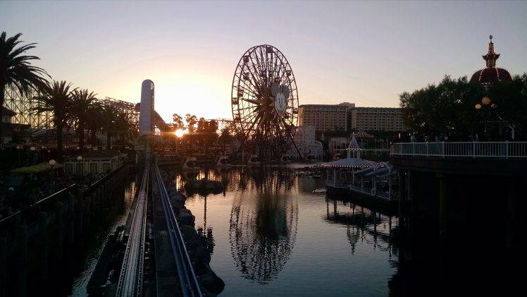 Disney, Mickey Mouse, Sunset, Reflection, Palm Trees, Ferris Wheel, California, Disneyland HD Wallpaper Desktop Background