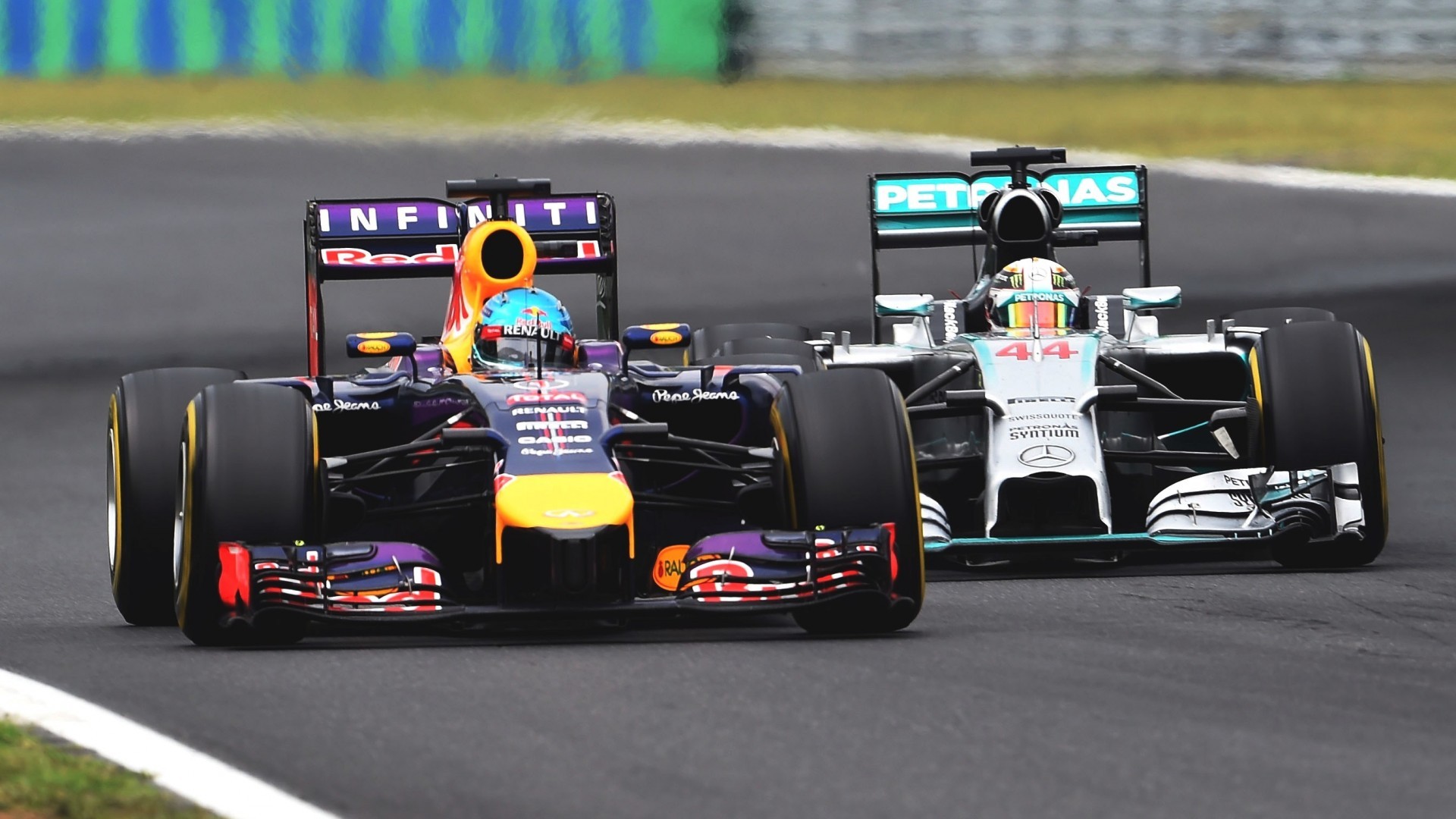 Formula 1, Motorsports, Sebastian Vettel, Lewis Hamilton, Red Bull Racing Wallpaper