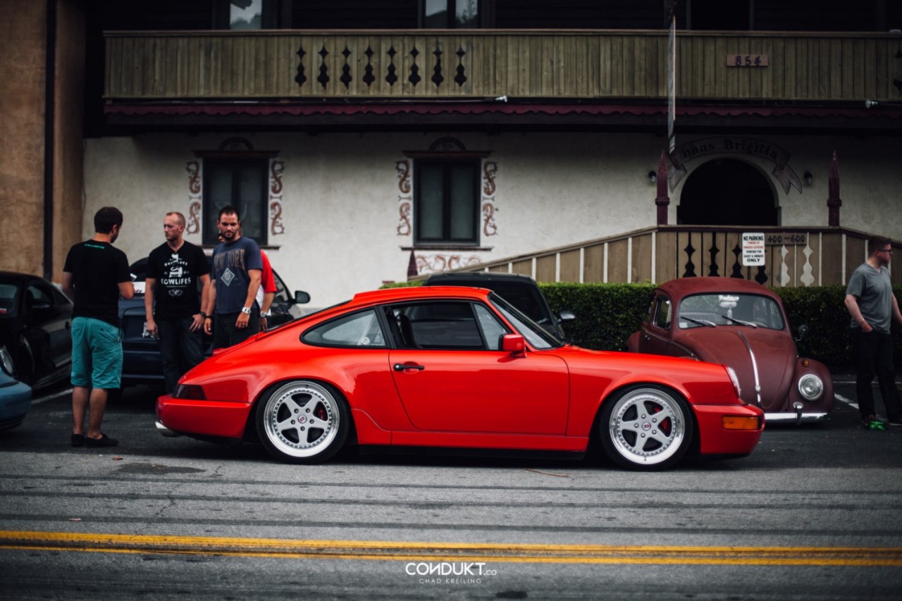 people, Car, Porsche 911, Tuning, Volkswagen Beetle, Stance, House, Lowered, Red, German Cars Wallpaper