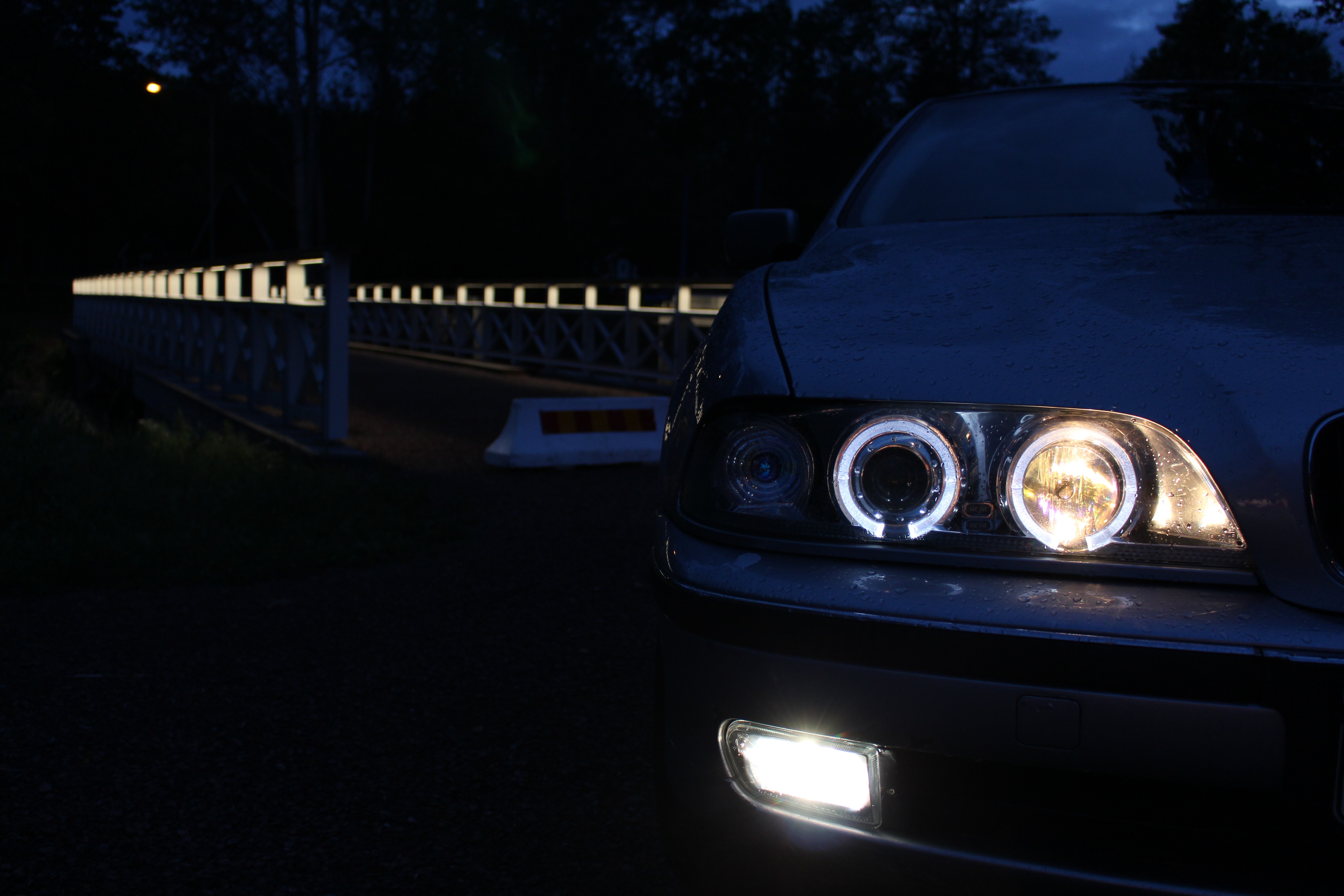 car, Lights, Wheels Wallpaper
