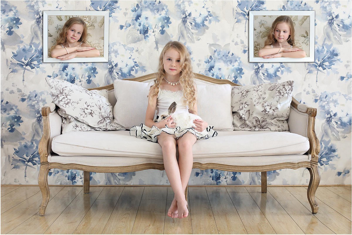 children, Little Girl, Couch Wallpaper