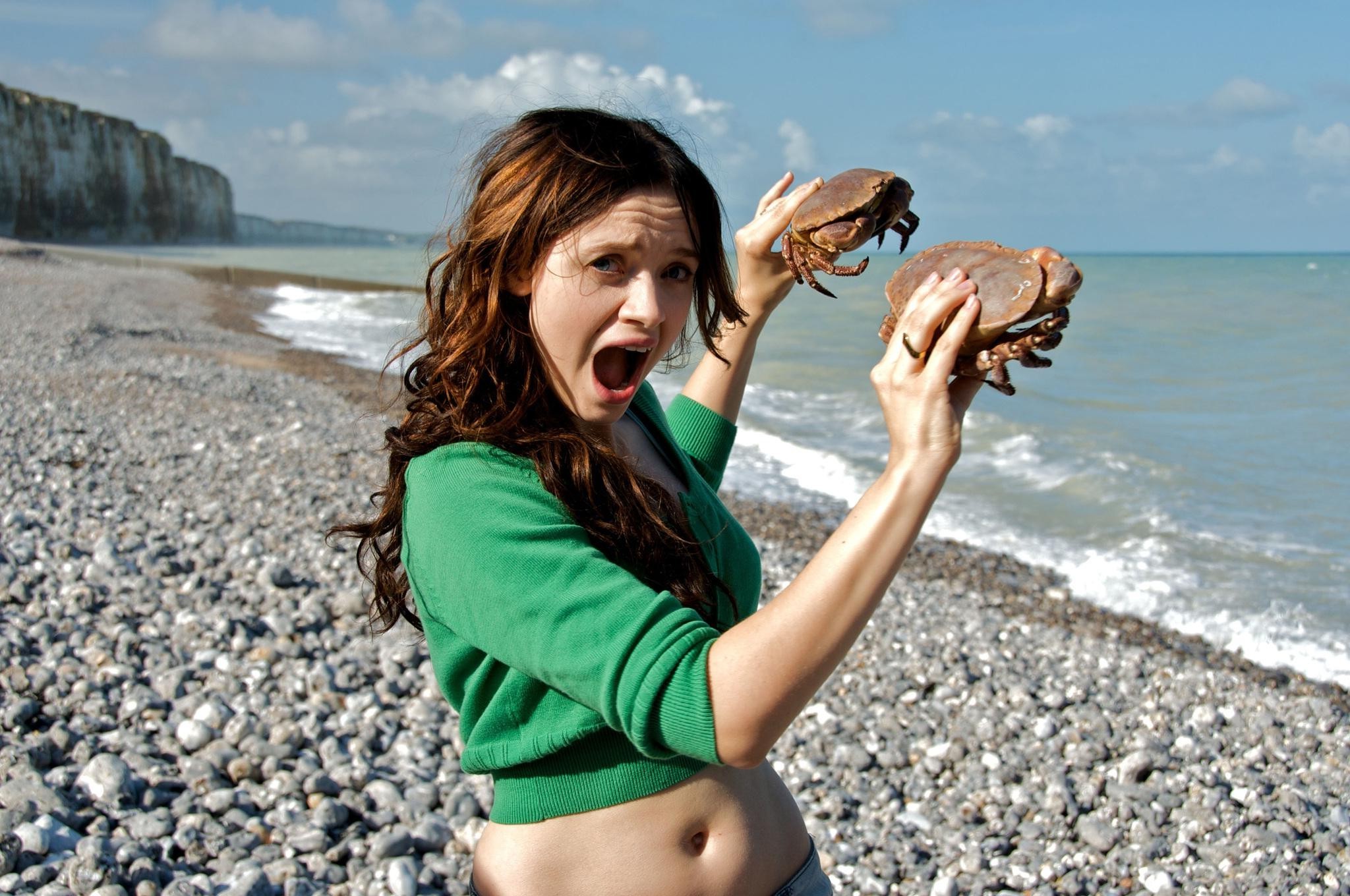 Sarah Forestier, Le Nom Des Gens, Actress, Crabs, Castagnets, Women, Open Mouth Wallpaper