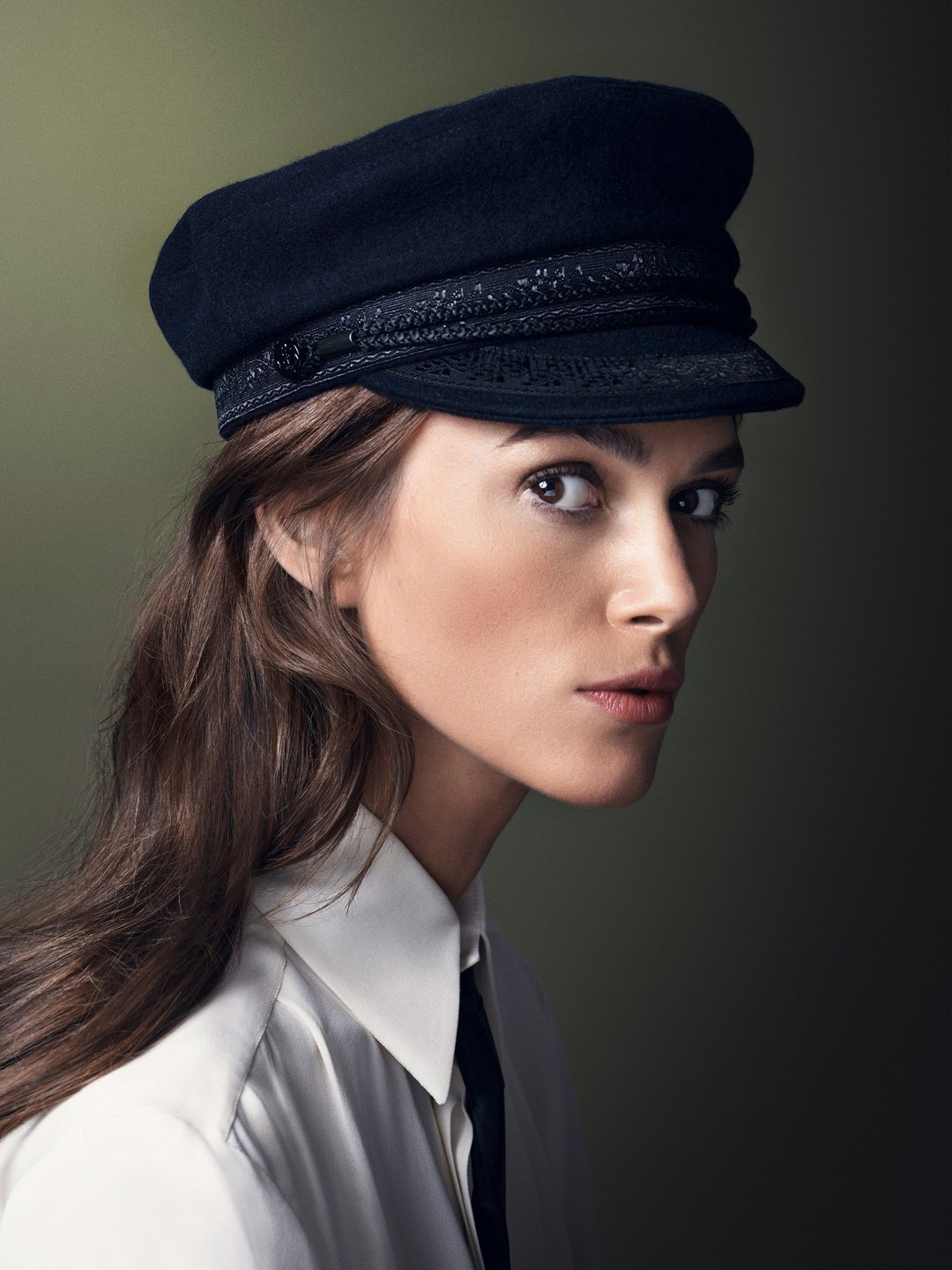 Keira Knightley, Actress, Looking At Viewer, Portrait Wallpaper