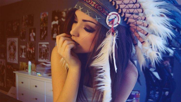 brunette, Feathers, Melanie Iglesias, Headdress HD Wallpaper Desktop Background