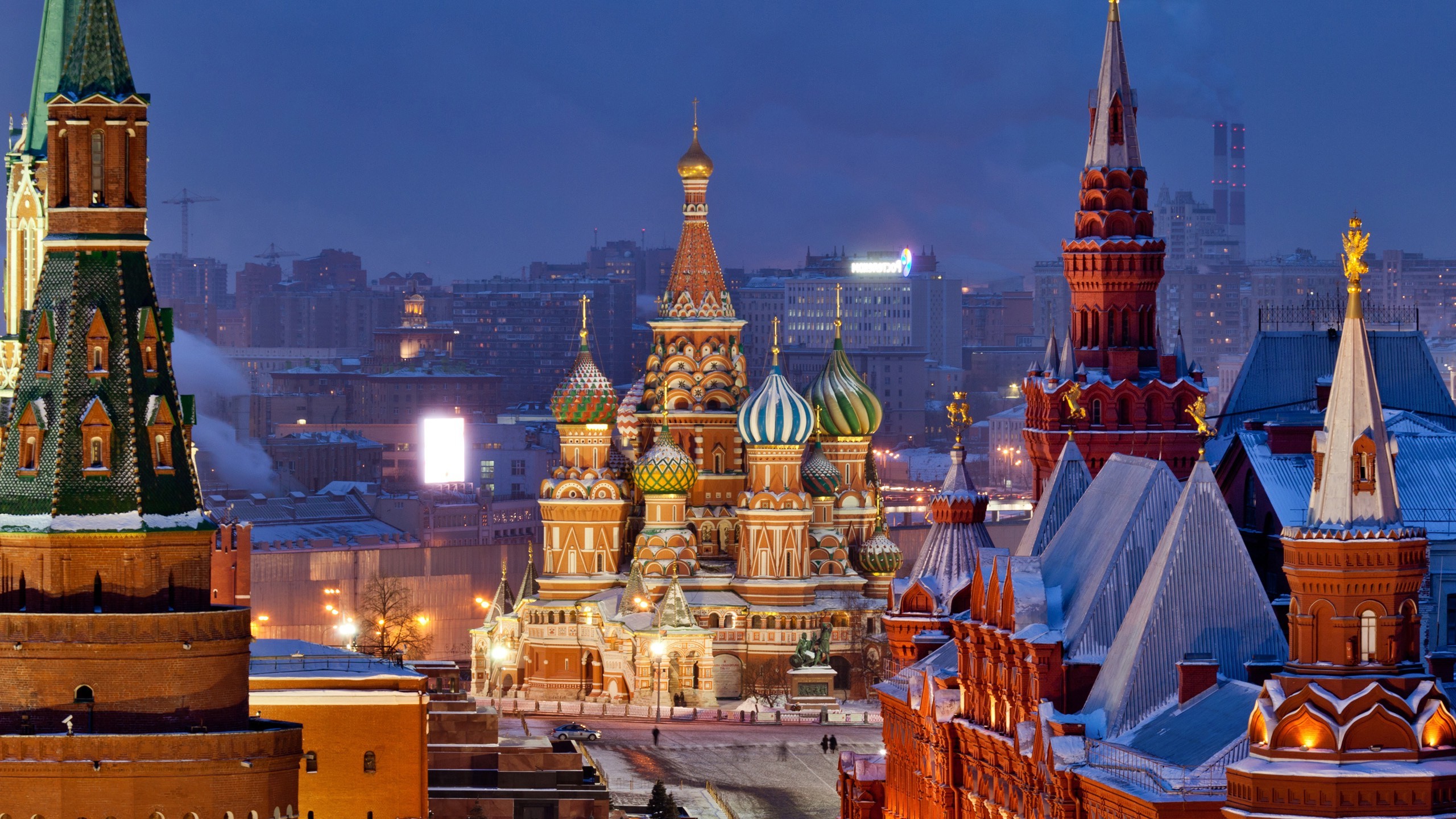 city cityscape architecture birds eye view building rooftops moscow russia capital snow winter evening cathedral red square lights street Wallpaper