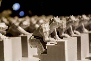 plastic artwork animals miniatures wolf 3d printer stairs bokeh depth of field