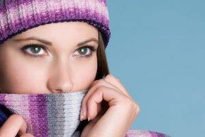 women face model simple background scarf woolly hat
