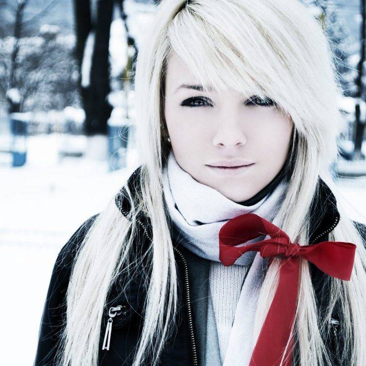 women laura ivana snow jacket scarf white hair HD Wallpaper Desktop Background