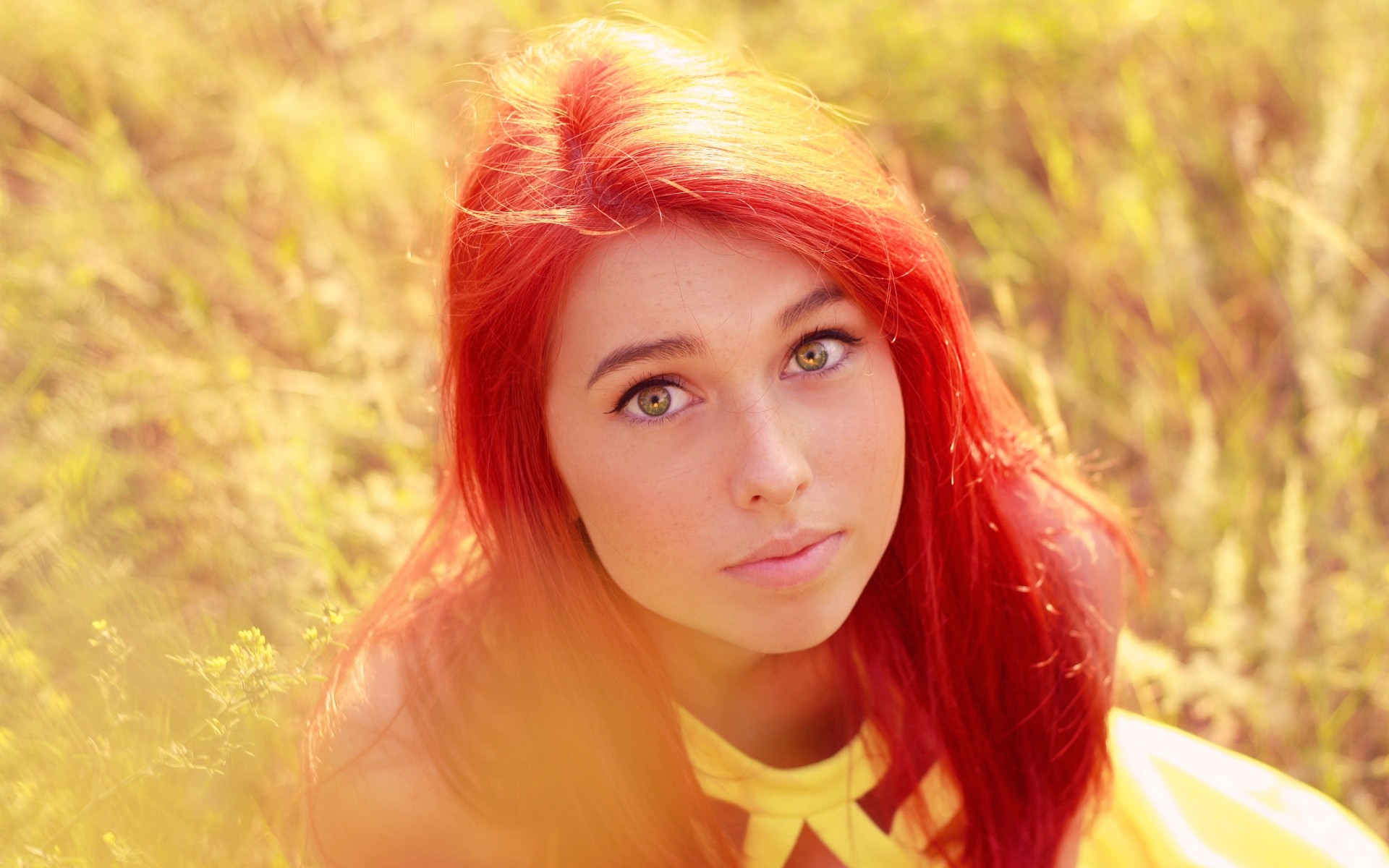 model women face redhead dyed hair hazel eyes Wallpaper