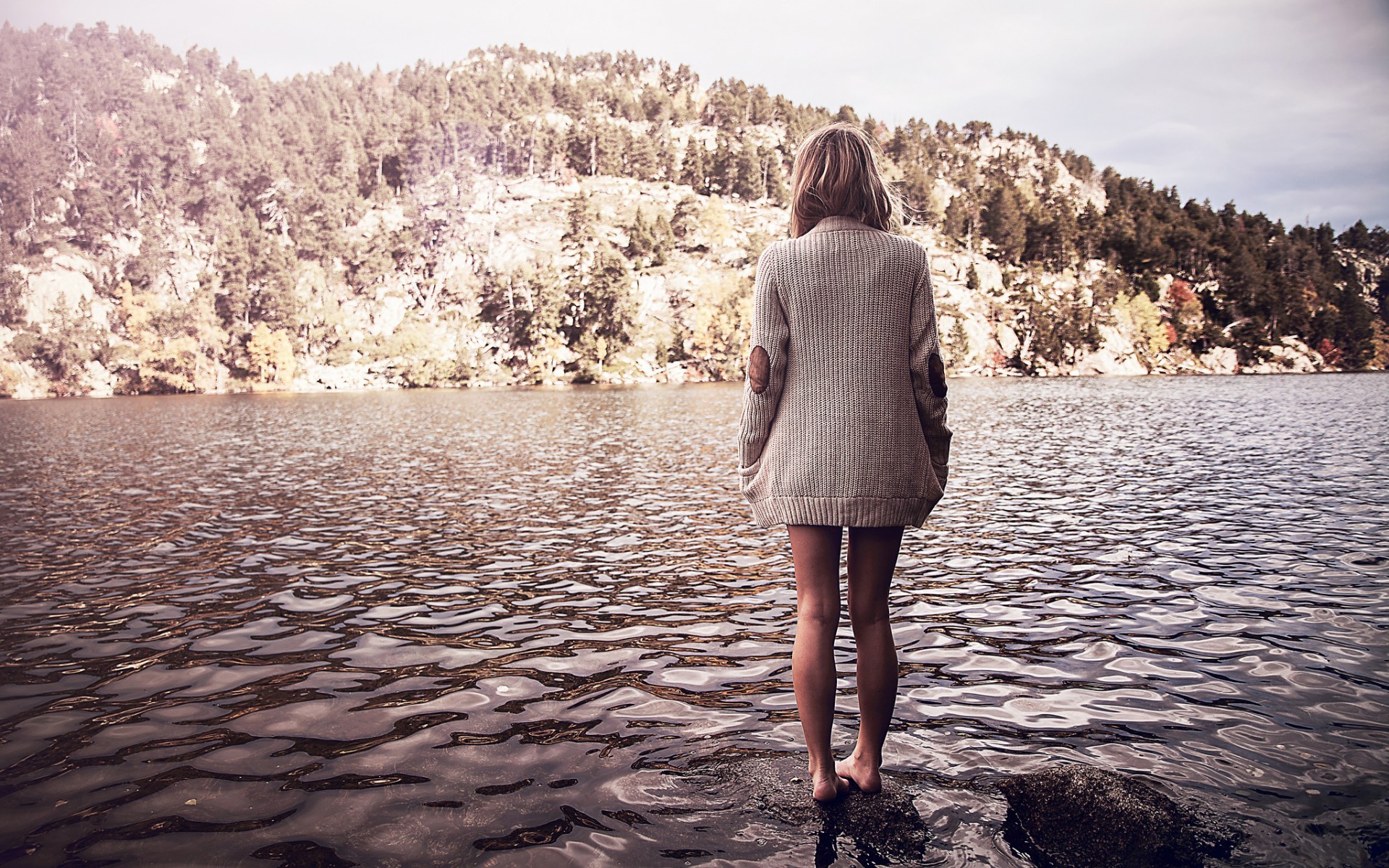 women outdoors lake hill sweater dress barefoot ripples back blonde Wallpaper