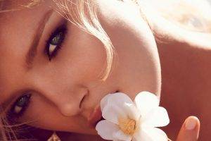 women model blonde flowers face