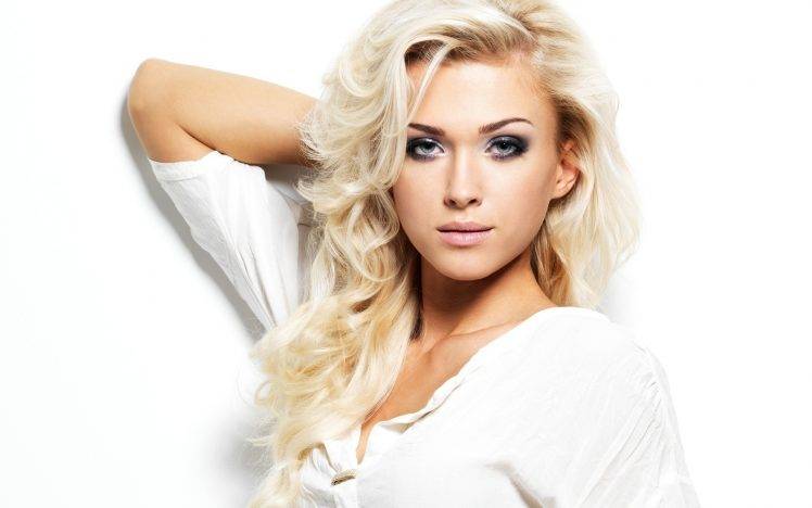 model women blonde blue eyes platinum blonde HD Wallpaper Desktop Background
