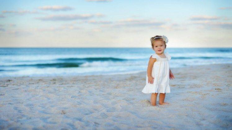 children beach little girl baby HD Wallpaper Desktop Background