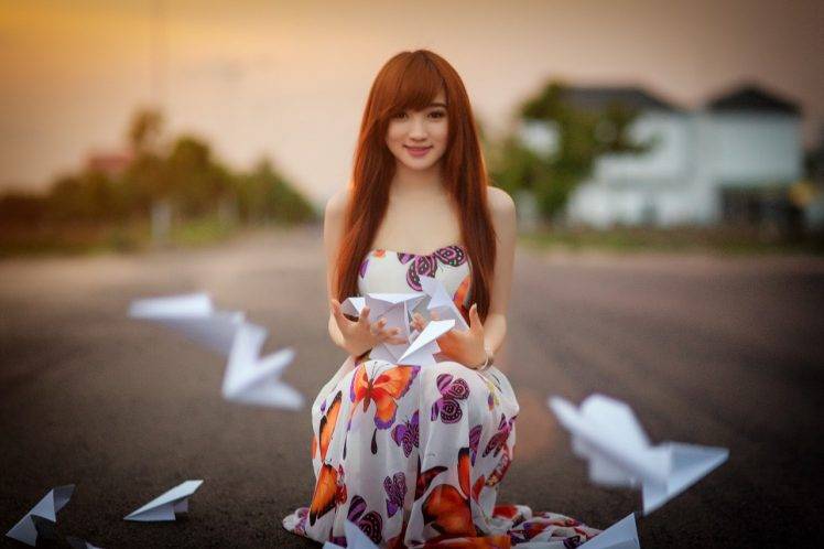 women asian brunette paper planes HD Wallpaper Desktop Background