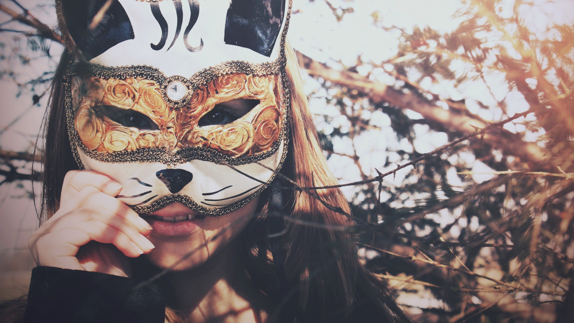 women outdoors women sunlight venetian masks brunette Wallpaper