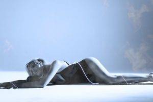 malin akerman model canada celebrity blue smoke smoke blonde switzerland