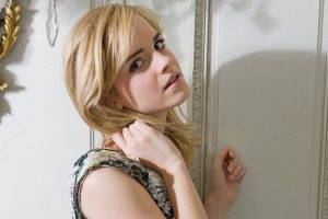 Armpit emma watson Emma Watson