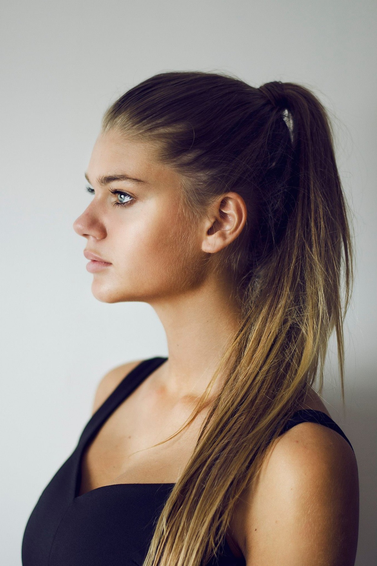 women brunette Wallpaper