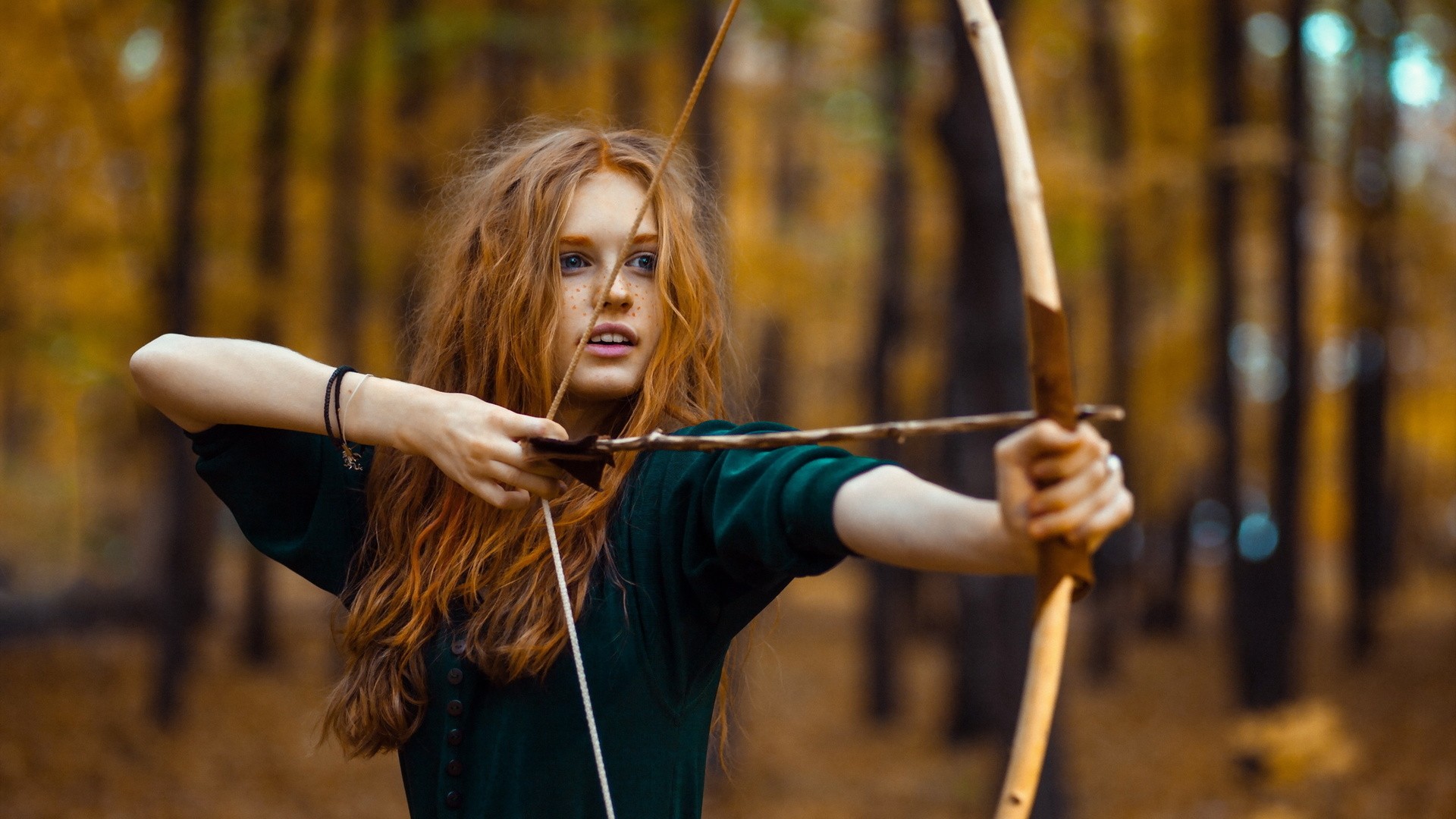 women long hair wavy hair redhead bow and arrow Wallpaper