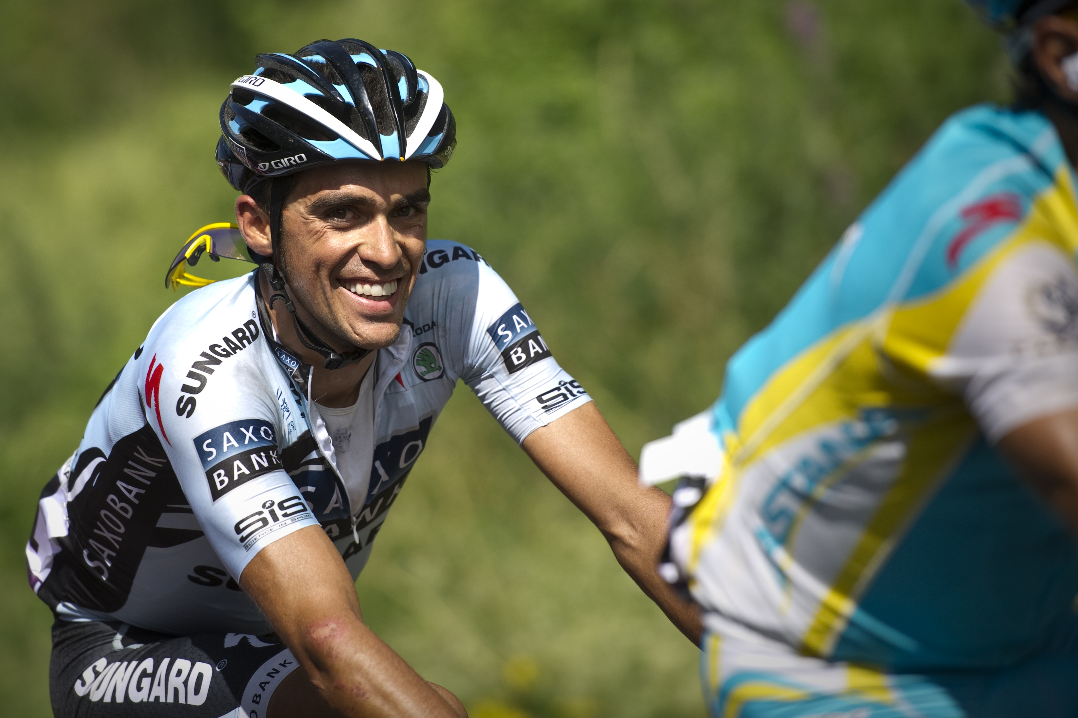 bicycle alberto contador Wallpaper