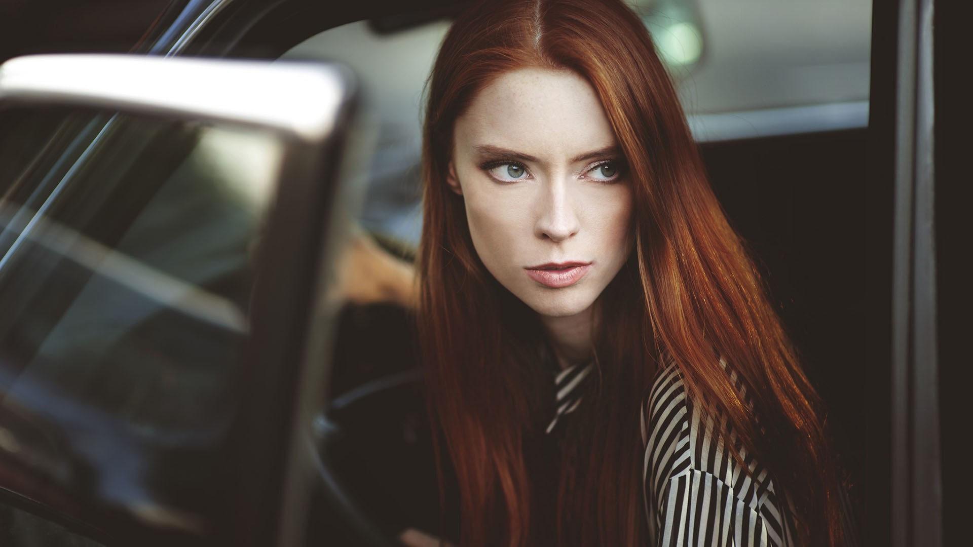 women redhead car green eyes long hair Wallpaper