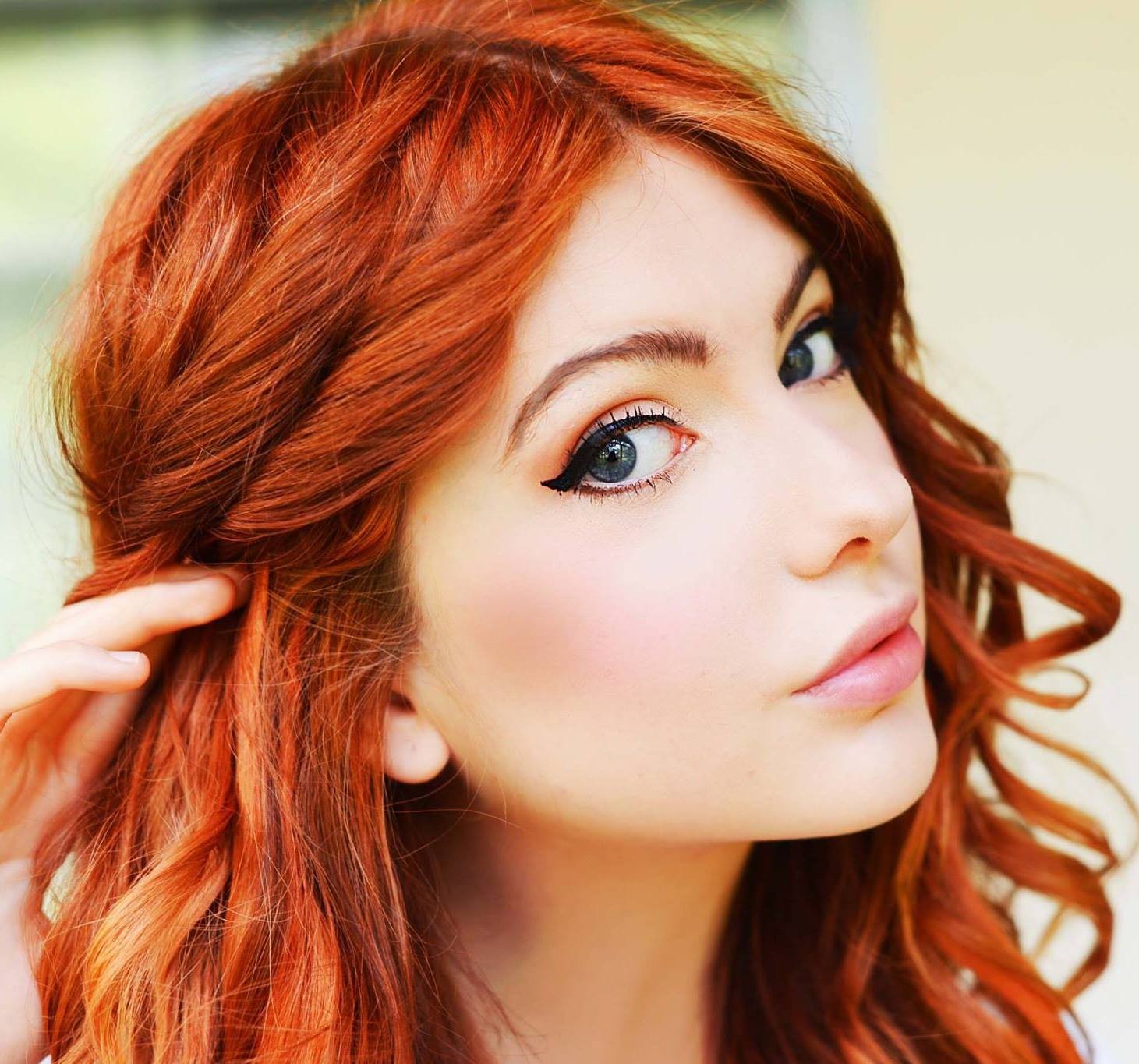 Women Model Ebba Zingmark Redhead Long Hair Women Outdoors Face Blue Eyes