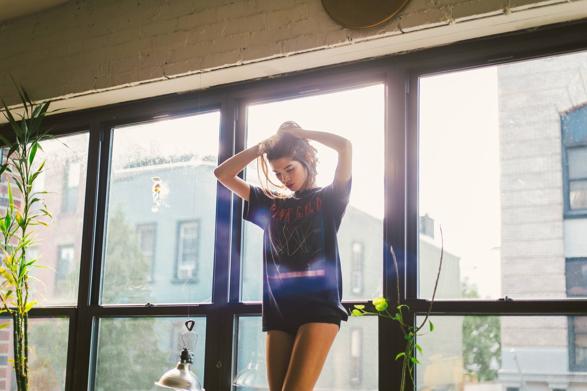 women brunette Wallpaper